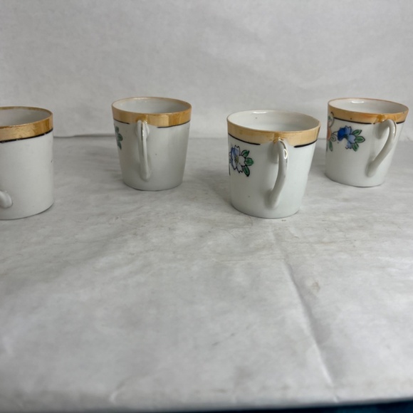 Japanese Tashiro Shoten Hand Painted Porcelain Demitasse Cup Floral Design - Picture 3 of 16
